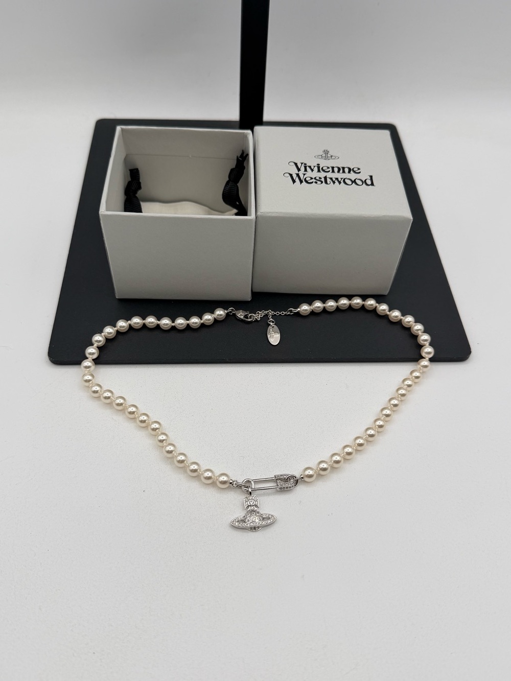 Vivienne Westwood Lucerne Pearl Necklace